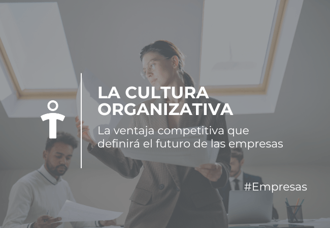 EMPRESAS Presenter in a bright conference room presenting documents; overlay text promotes organizational culture and competitive advantage (#Empresas).